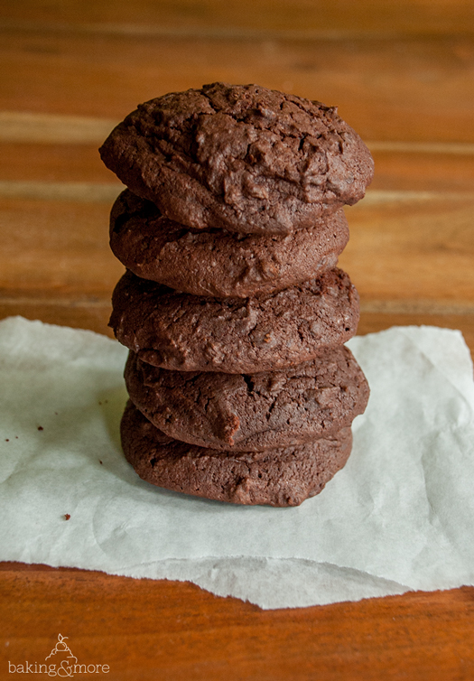 Schokoladenkekse à la Brownie {Chocolate Cookies à la Brownie} | baking ...