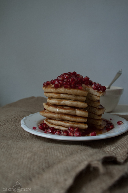 Apfel-Pancakes mit Granatapfel {Apple Pancakes with Pomegranate}